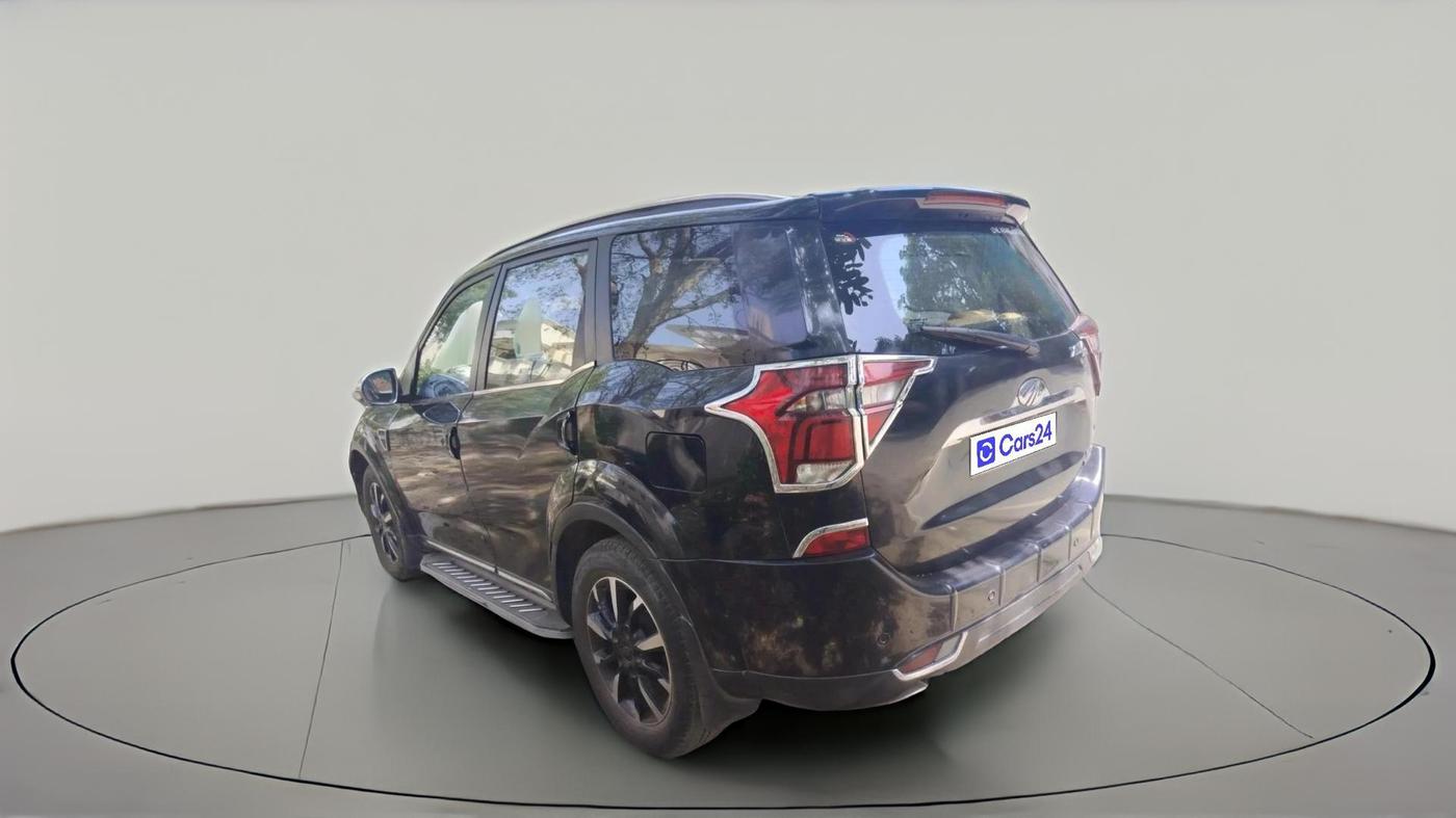 2019 Mahindra XUV500 W11 AT, Diesel, Automatic, 48,691 km, exterior