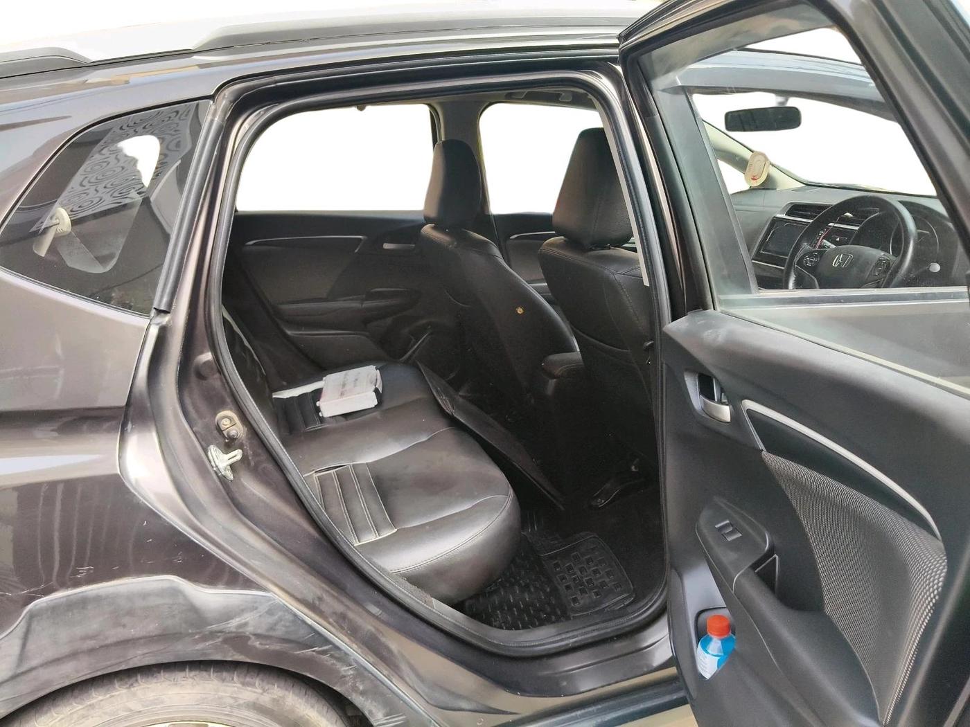 2018 Honda WR-V 1.5L I-DTEC VX MT, Diesel, Manual, 1,52,087 km, interior