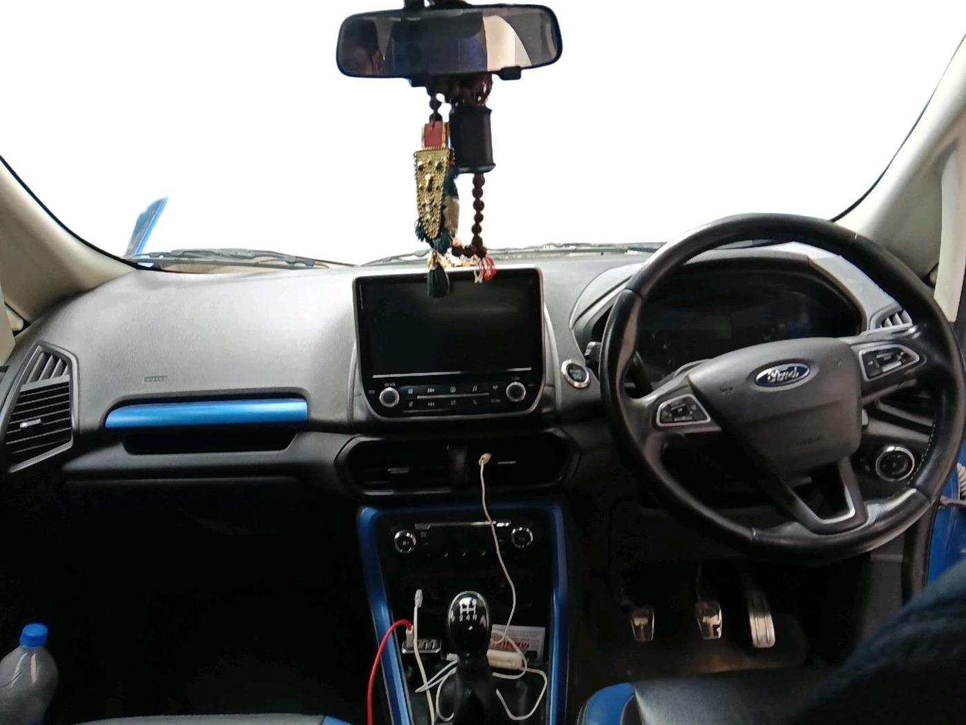 2018 Ford Ecosport TITANIUM 1.5L SIGNATURE EDITION (SUNROOF) PETROL, Petrol, Manual, 1,22,737 km, interior