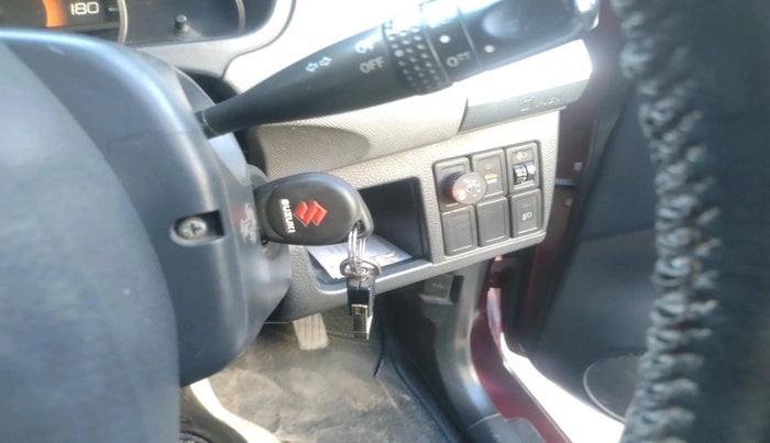 2011 Maruti Wagon R 1.0 VXI, CNG, Manual, 70,731 km, interior