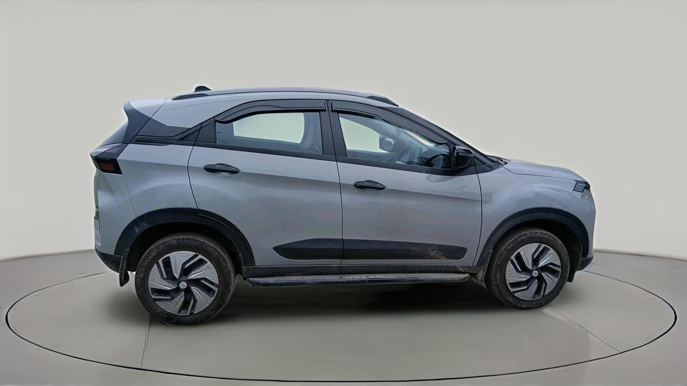 2024 Tata NEXON PURE 1.2 PETROL, Petrol, Manual, 19,385 km, exterior