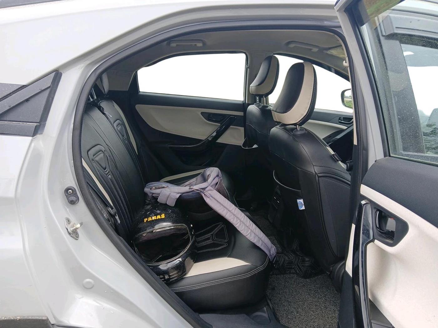 2024 Tata NEXON PURE 1.2 PETROL, Petrol, Manual, 19,385 km, interior