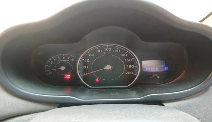 2011 Hyundai i10 SPORTZ 1.1, CNG, Manual, 1,29,302 km, interior