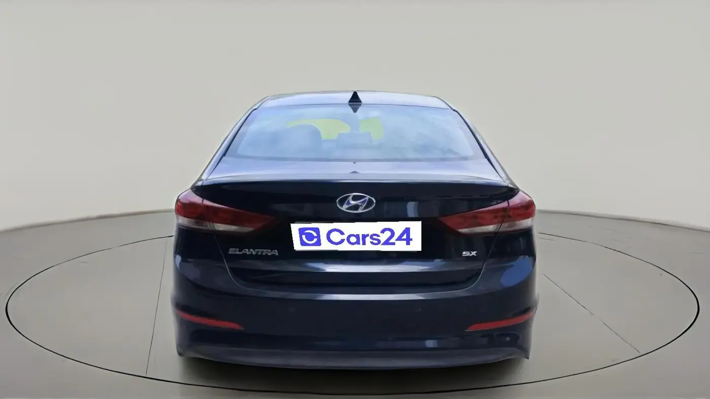 2016 Hyundai New Elantra 1.6 SX MT DIESEL, Diesel, Manual, 74,966 km, exterior