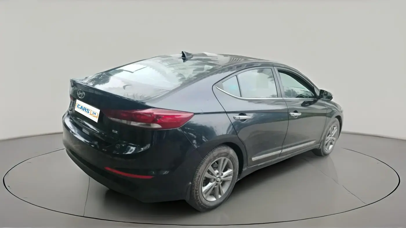 2016 Hyundai New Elantra 1.6 SX MT DIESEL, Diesel, Manual, 74,966 km, exterior