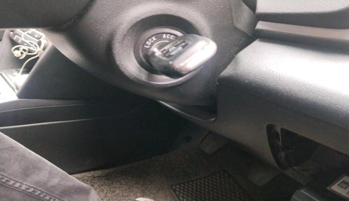 2016 Hyundai New Elantra 1.6 SX MT DIESEL, Diesel, Manual, 74,966 km, interior