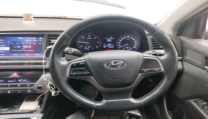 2016 Hyundai New Elantra 1.6 SX MT DIESEL, Diesel, Manual, 74,966 km, interior