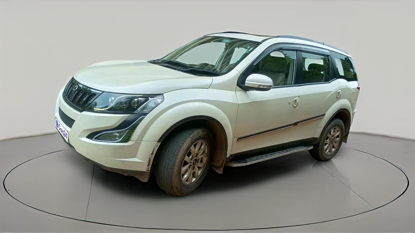 2017 Mahindra XUV500 W10 AT 1.99, Diesel, Automatic, 78,477 km, exterior