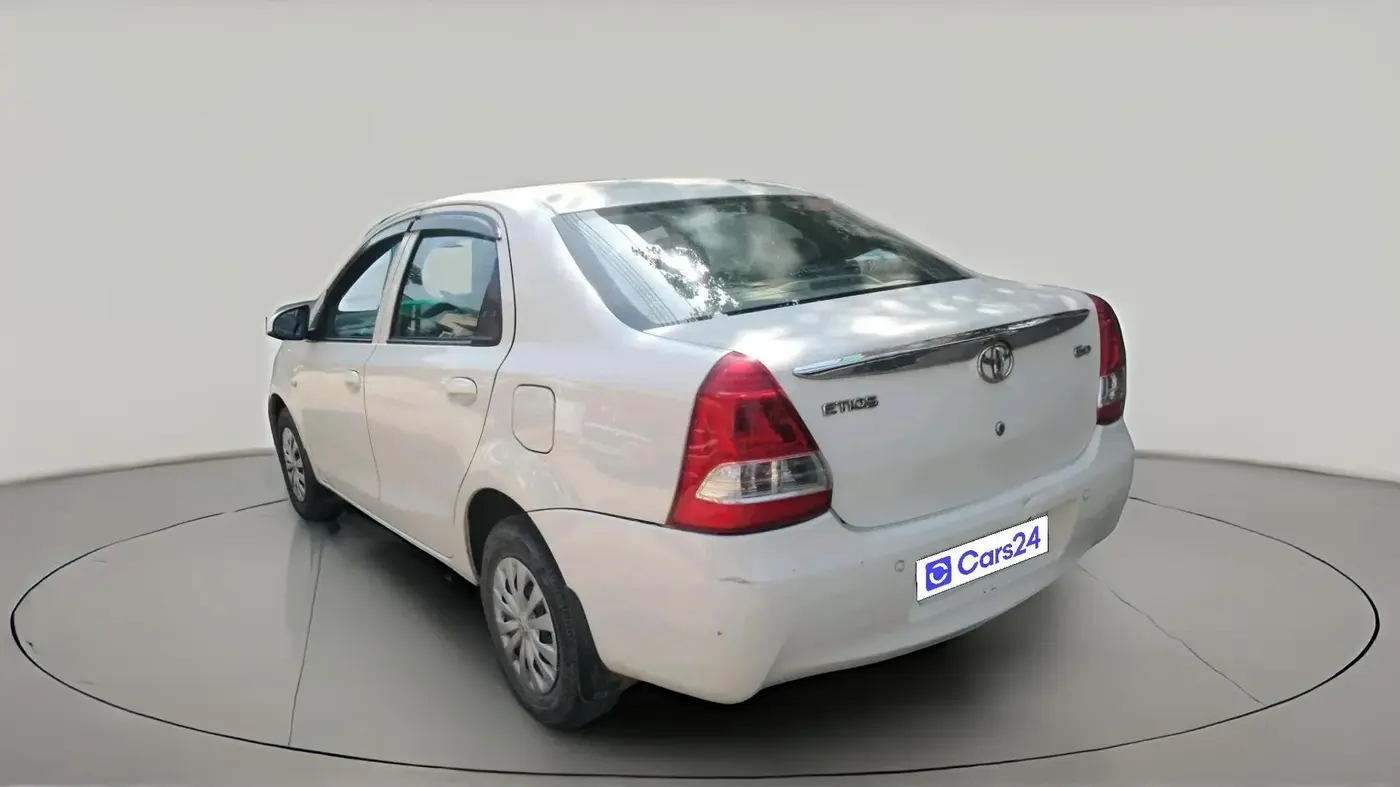 2016 Toyota Etios GD, Diesel, Manual, 83,326 km, exterior