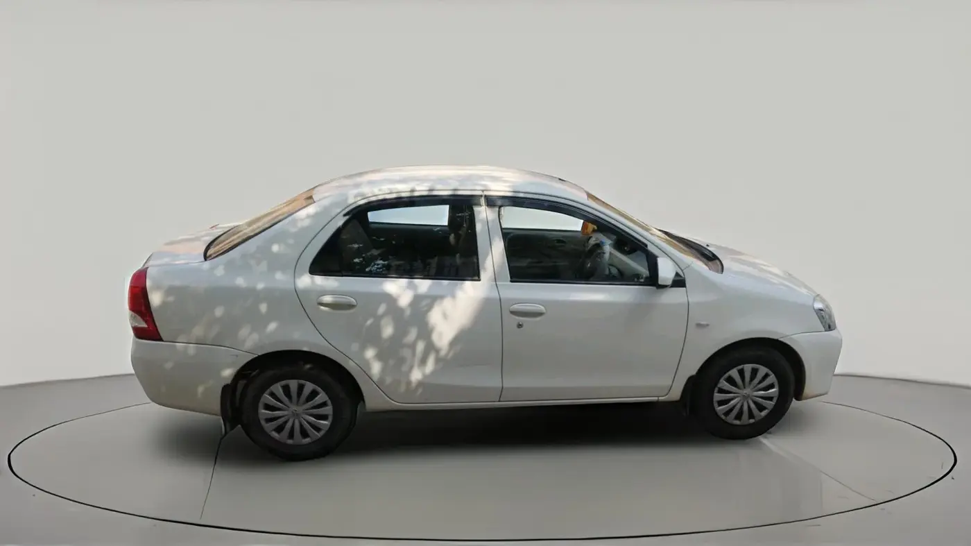 2016 Toyota Etios GD, Diesel, Manual, 83,326 km, exterior