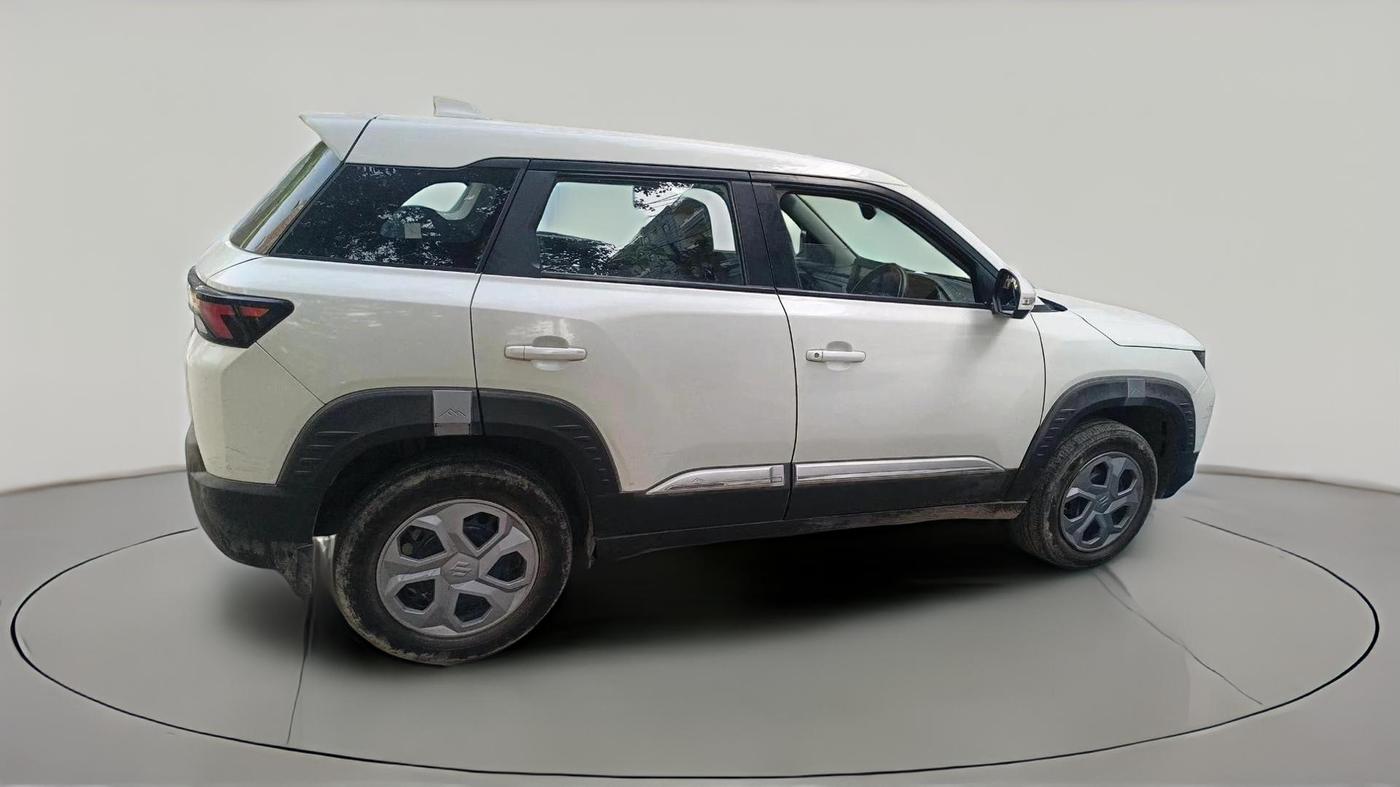 2024 Maruti BREZZA LXI, Petrol, Manual, 26,789 km, exterior
