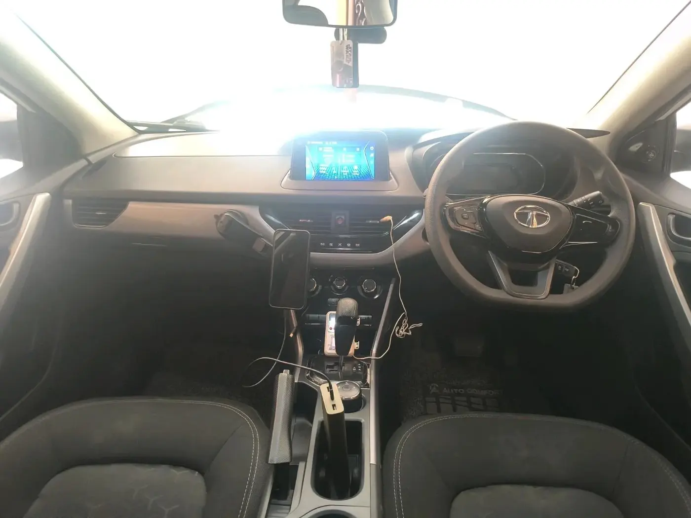 2022 Tata NEXON XMA PLUS SUNROOF PETROL, Petrol, Automatic, 74,773 km, interior