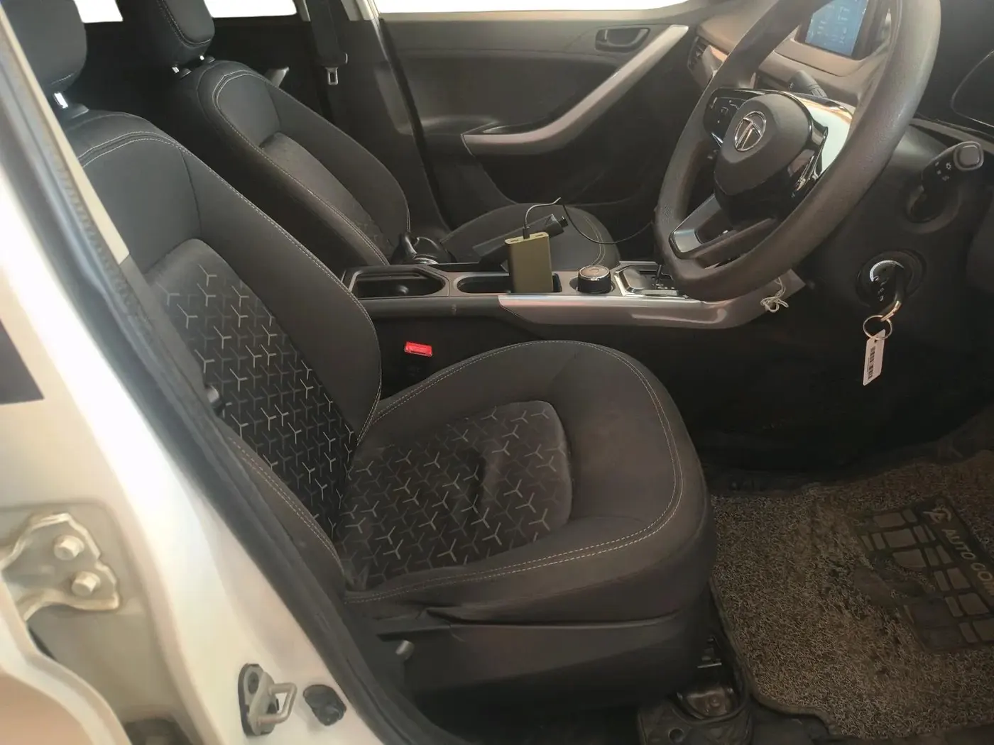 2022 Tata NEXON XMA PLUS SUNROOF PETROL, Petrol, Automatic, 74,773 km, interior