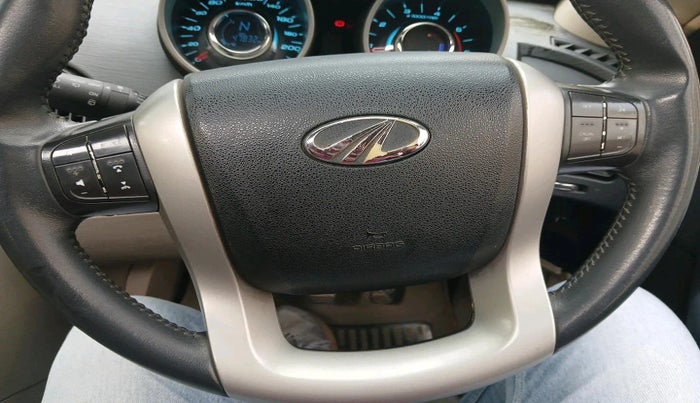 2016 Mahindra XUV500 W10 1.99, Diesel, Manual, 47,832 km, interior