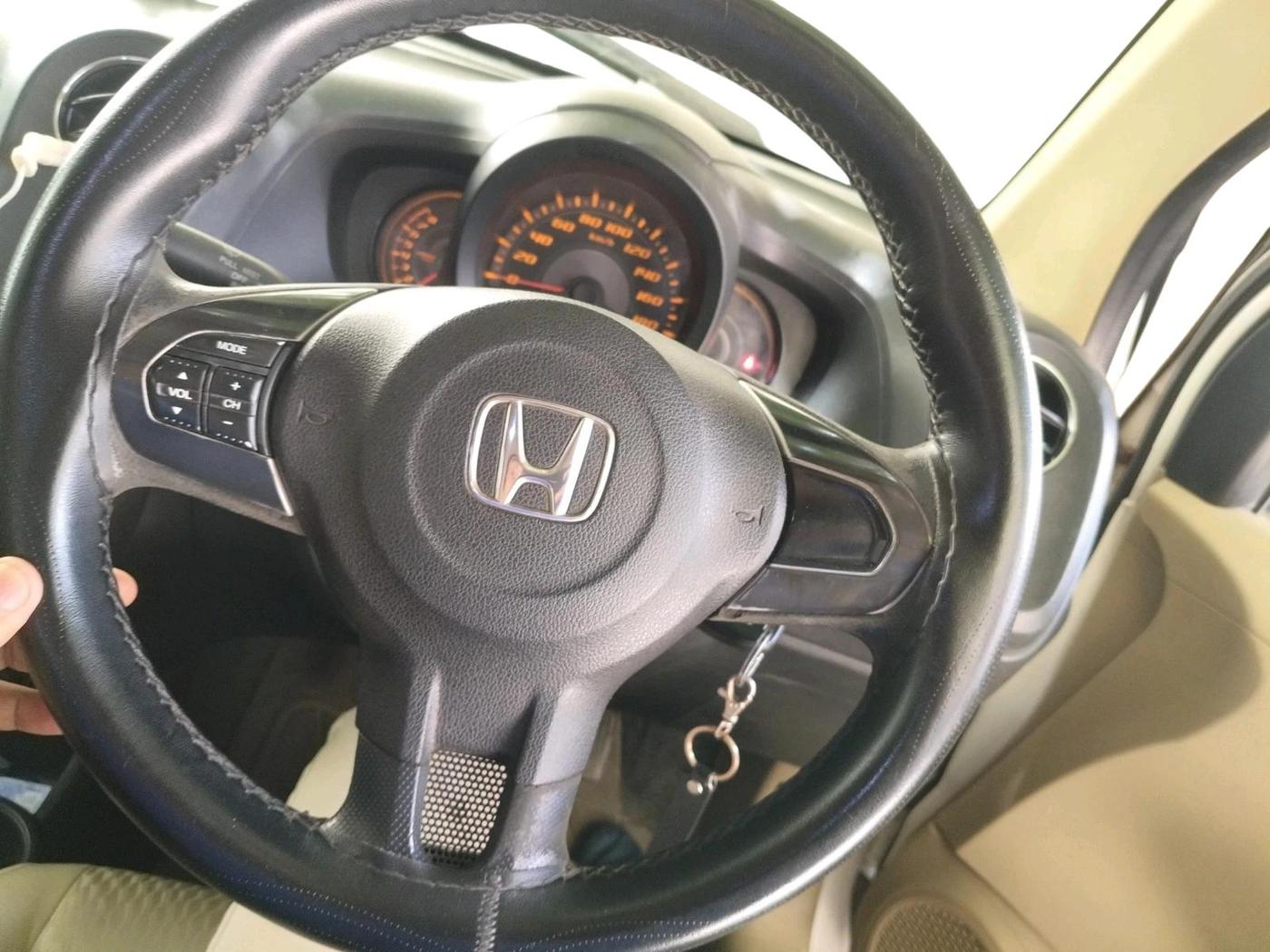 2014 Honda Amaze 1.2L I-VTEC S, Petrol, Manual, 88,219 km, interior