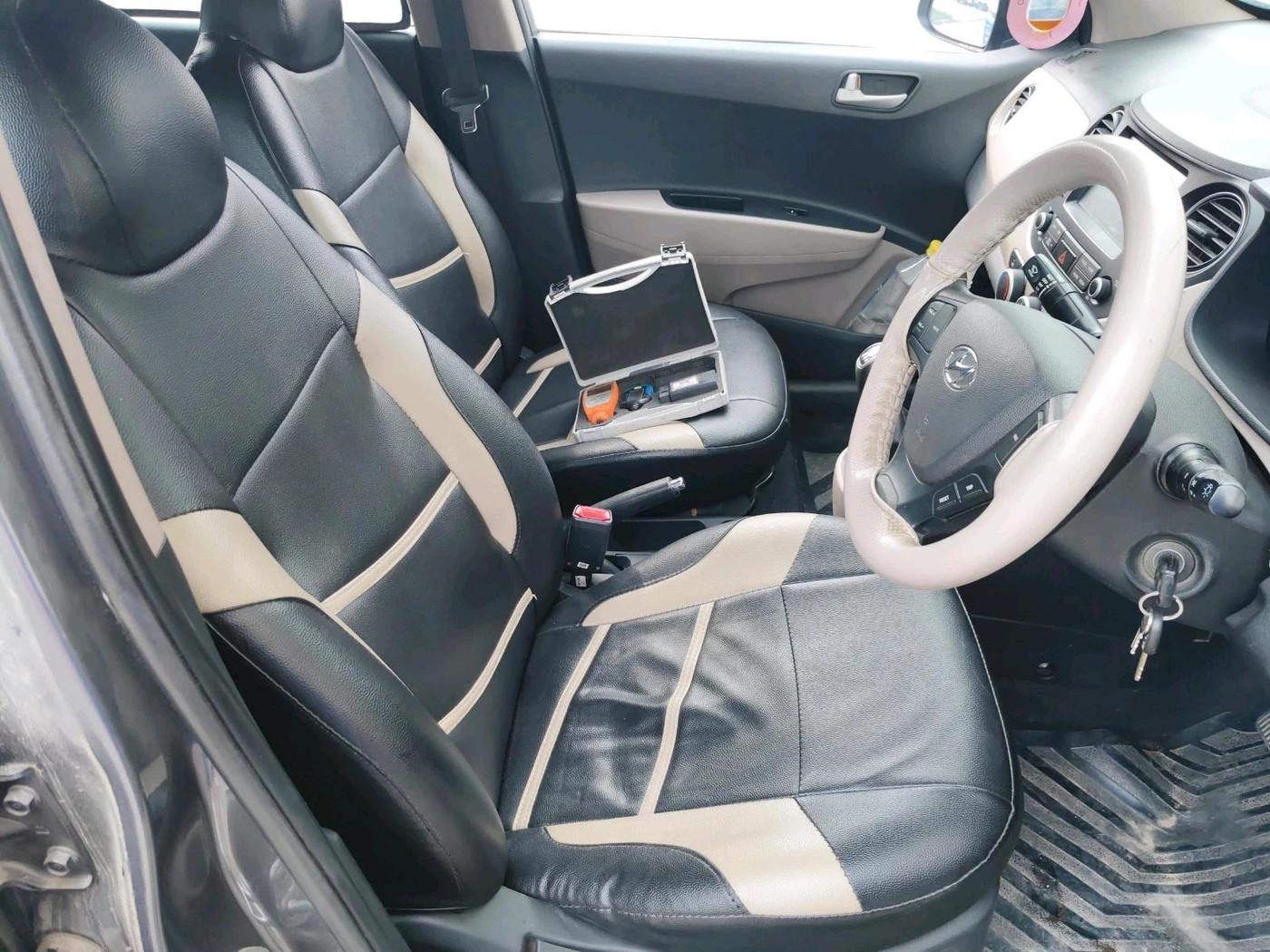 2018 Hyundai Grand i10 SPORTZ 1.2 KAPPA VTVT, Petrol, Manual, 90,106 km, interior