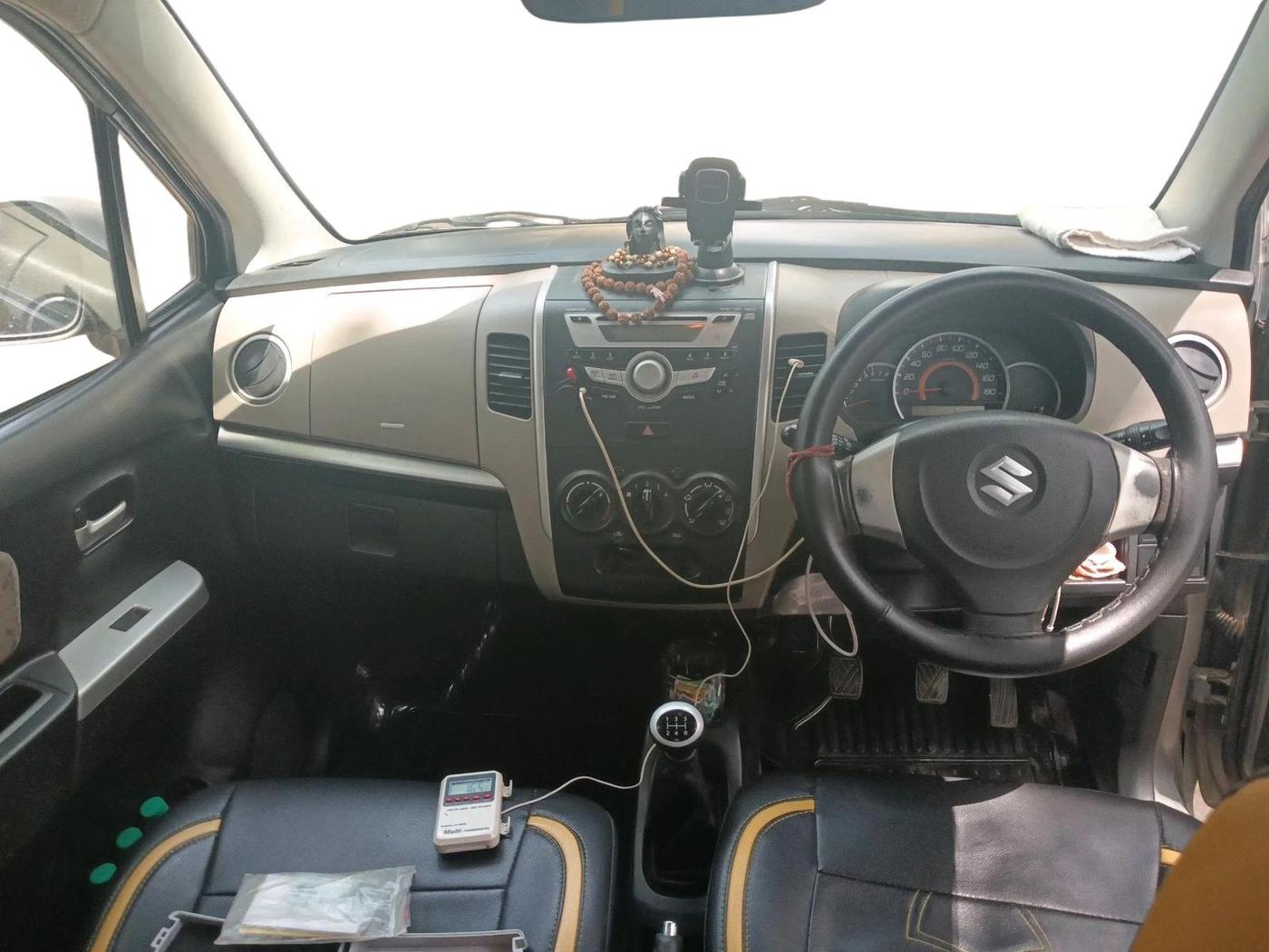 2014 Maruti Wagon R 1.0 VXI, Petrol, Manual, 92,623 km, interior