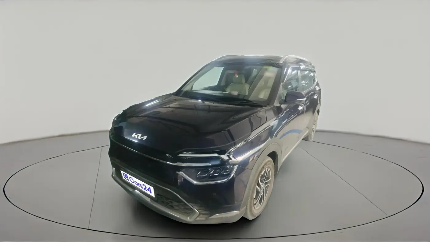 2022 KIA CARENS LUXURY PLUS 1.4 PETROL DCT 7 STR, Petrol, Automatic, 40,797 km, exterior