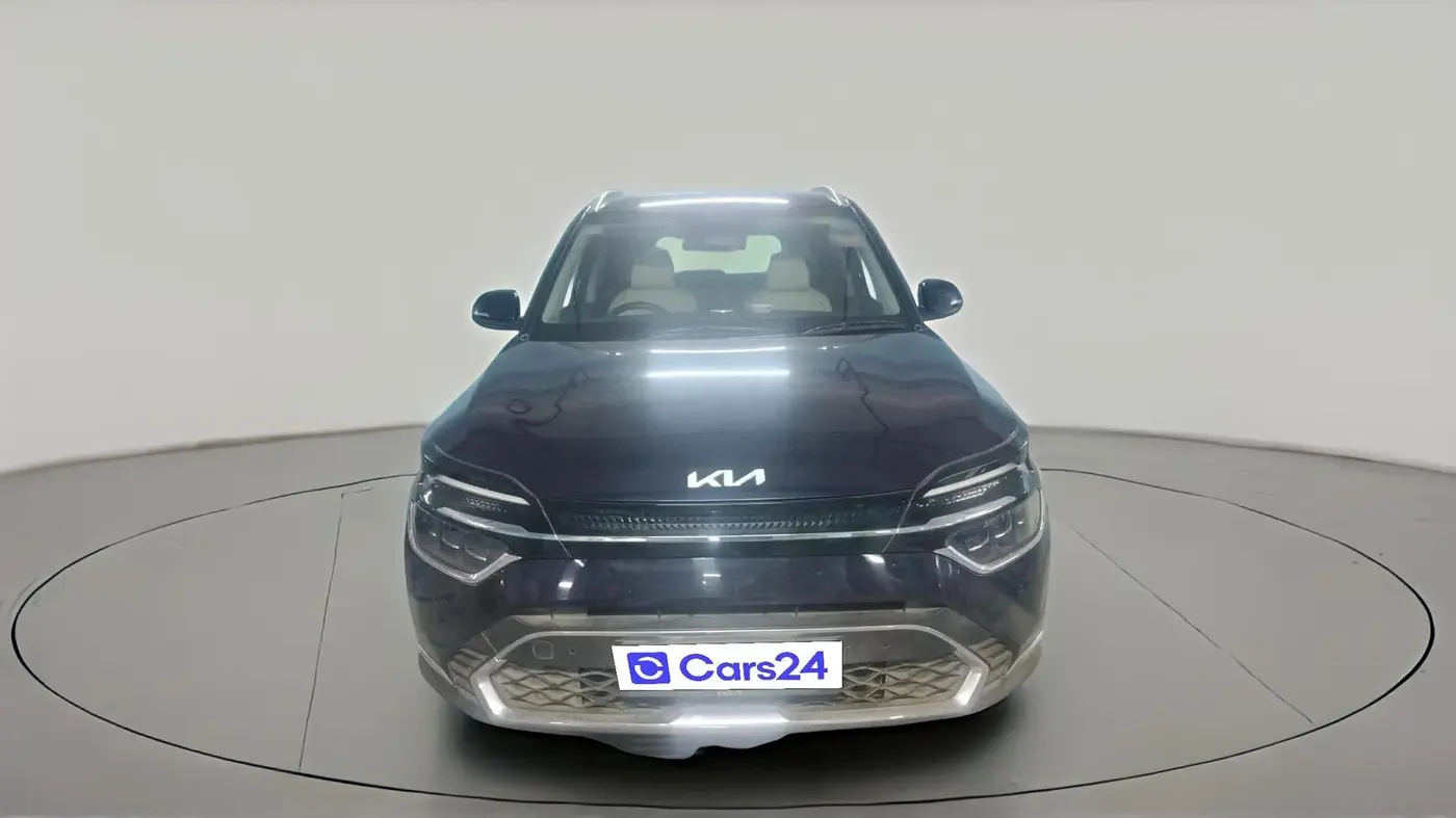 2022 KIA CARENS LUXURY PLUS 1.4 PETROL DCT 7 STR, Petrol, Automatic, 40,797 km, exterior
