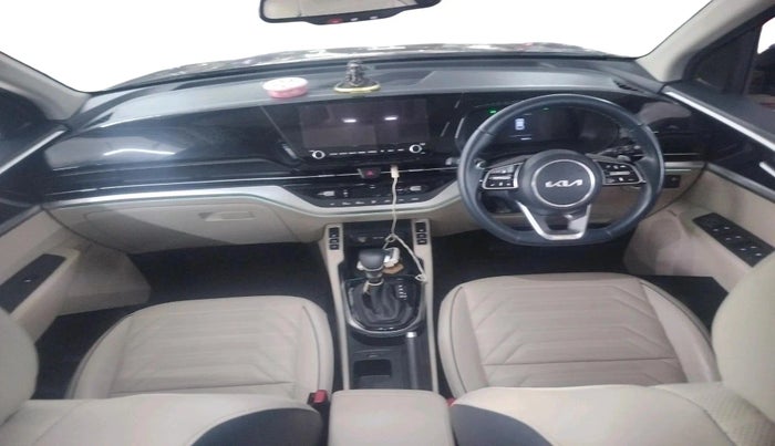 2022 KIA CARENS LUXURY PLUS 1.4 PETROL DCT 7 STR, Petrol, Automatic, 40,797 km, interior