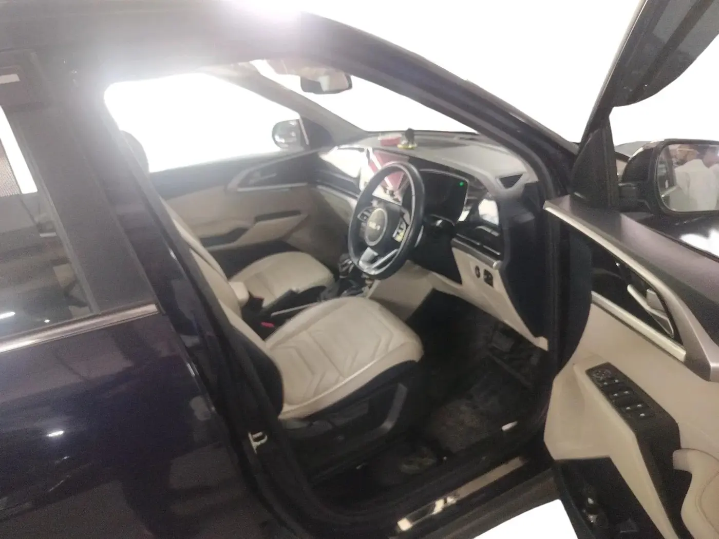 2022 KIA CARENS LUXURY PLUS 1.4 PETROL DCT 7 STR, Petrol, Automatic, 40,797 km, interior