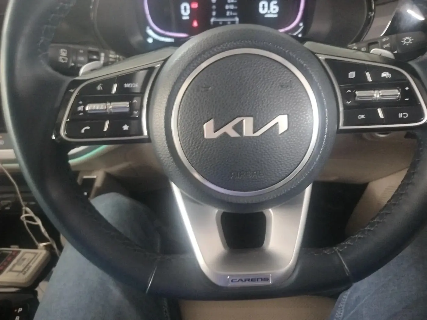 2022 KIA CARENS LUXURY PLUS 1.4 PETROL DCT 7 STR, Petrol, Automatic, 40,797 km, interior