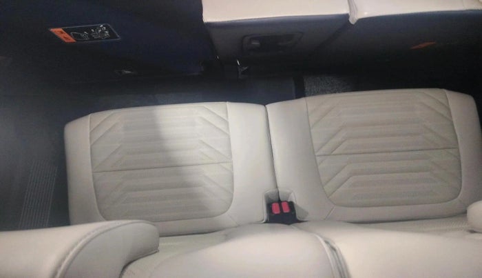 2022 KIA CARENS LUXURY PLUS 1.4 PETROL DCT 7 STR, Petrol, Automatic, 40,797 km, interior