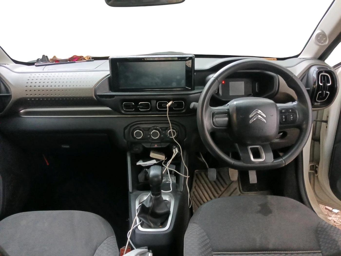 2022 CITROEN C3 FEEL 1.2 DUAL TONE, Petrol, Manual, 1,12,899 km, interior