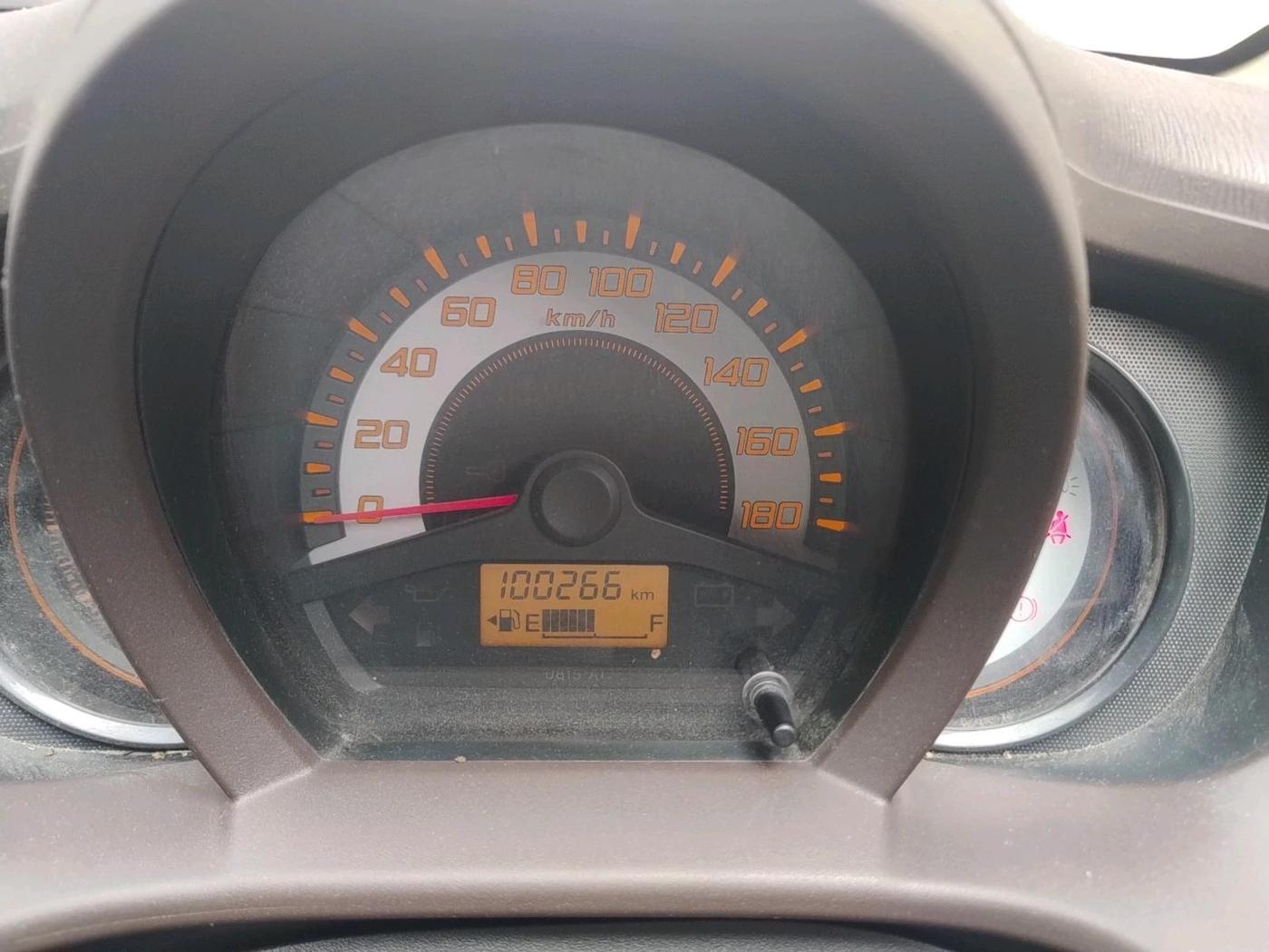 2012 Honda Brio E MT, Petrol, Manual, 1,00,266 km, interior