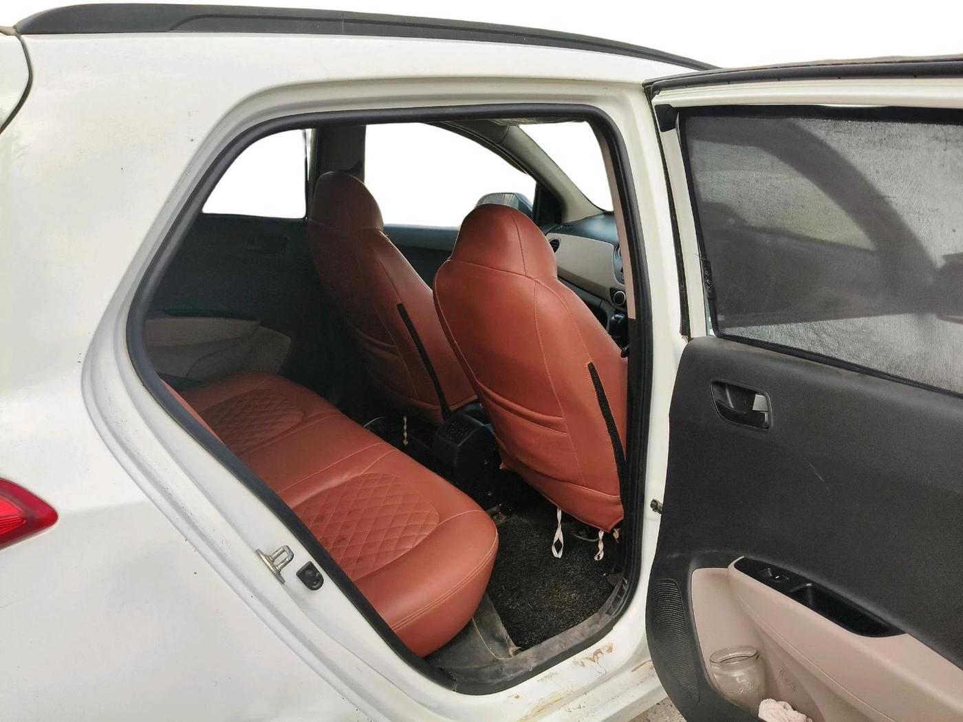 2018 Hyundai Grand i10 MAGNA 1.2 KAPPA VTVT, Petrol, Manual, 30,850 km, interior