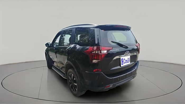 2018 Mahindra XUV500 W11 AT, Diesel, Automatic, 46,316 km, exterior