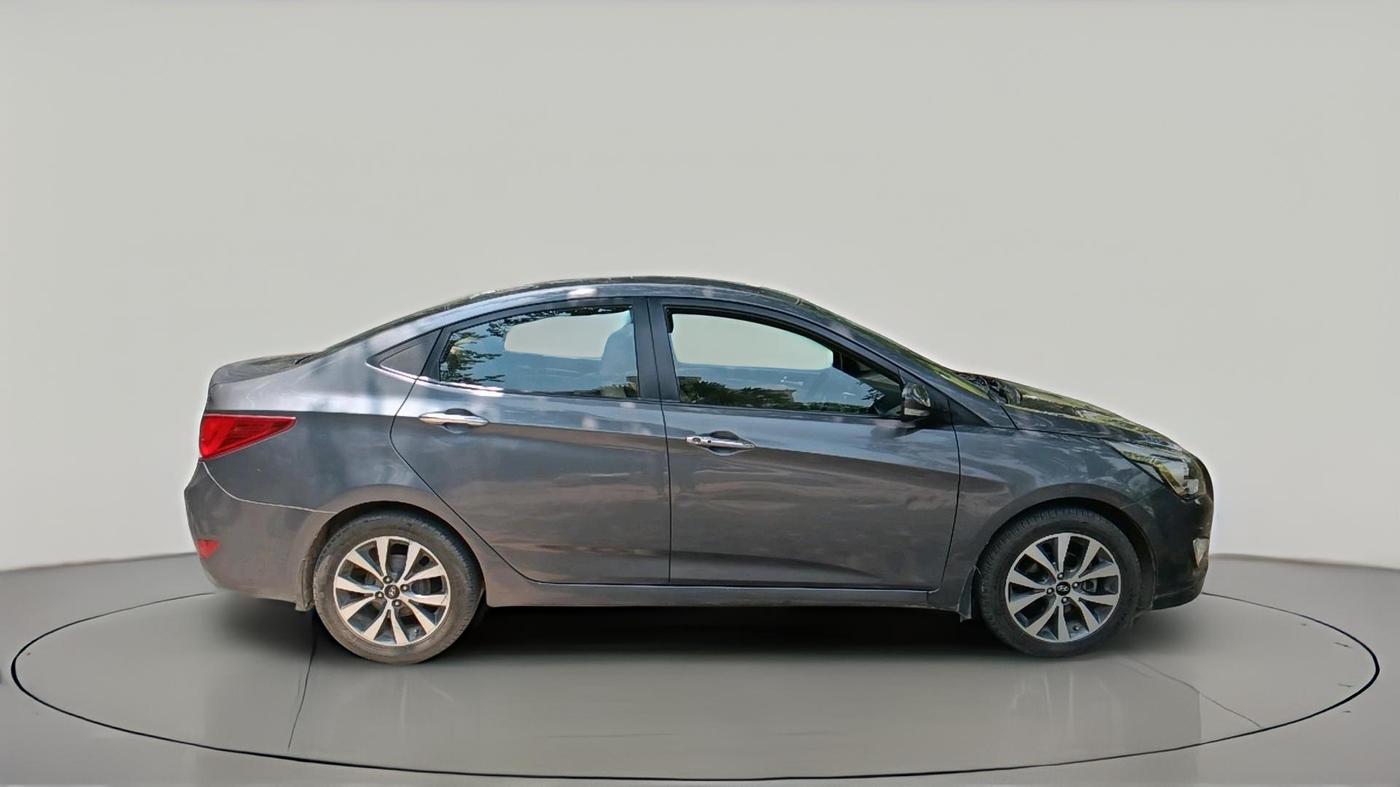 2015 Hyundai Verna FLUIDIC 4S 1.6 VTVT S(O), Petrol, Manual, 63,699 km, exterior