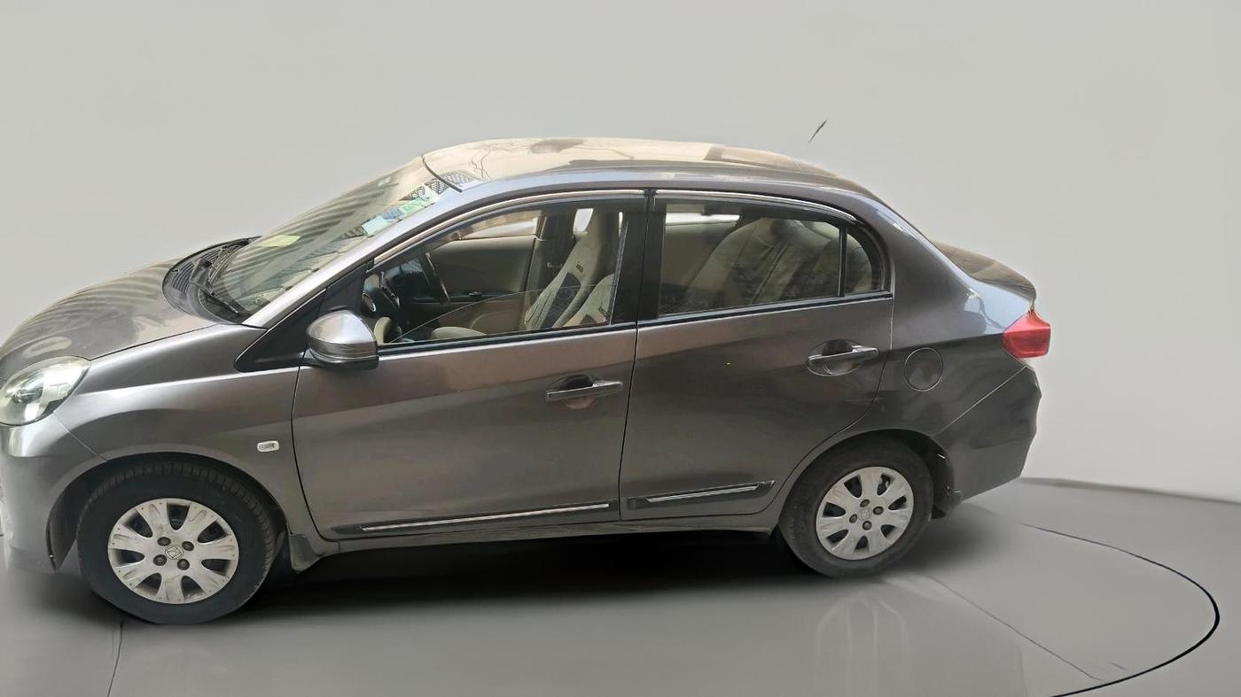 2015 Honda Amaze 1.2L I-VTEC S, CNG, Manual, 1,04,181 km, exterior