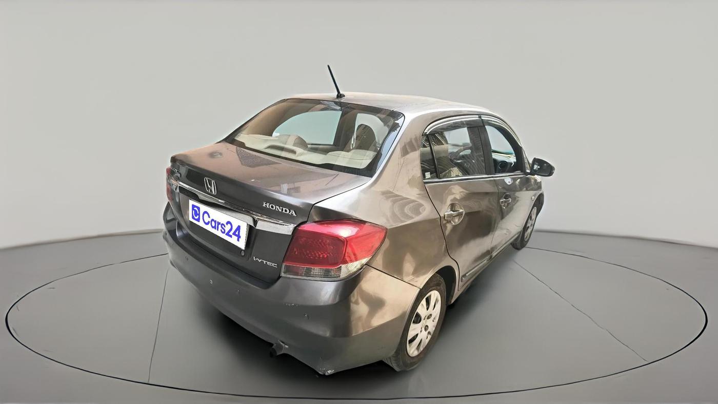 2015 Honda Amaze 1.2L I-VTEC S, CNG, Manual, 1,04,181 km, exterior