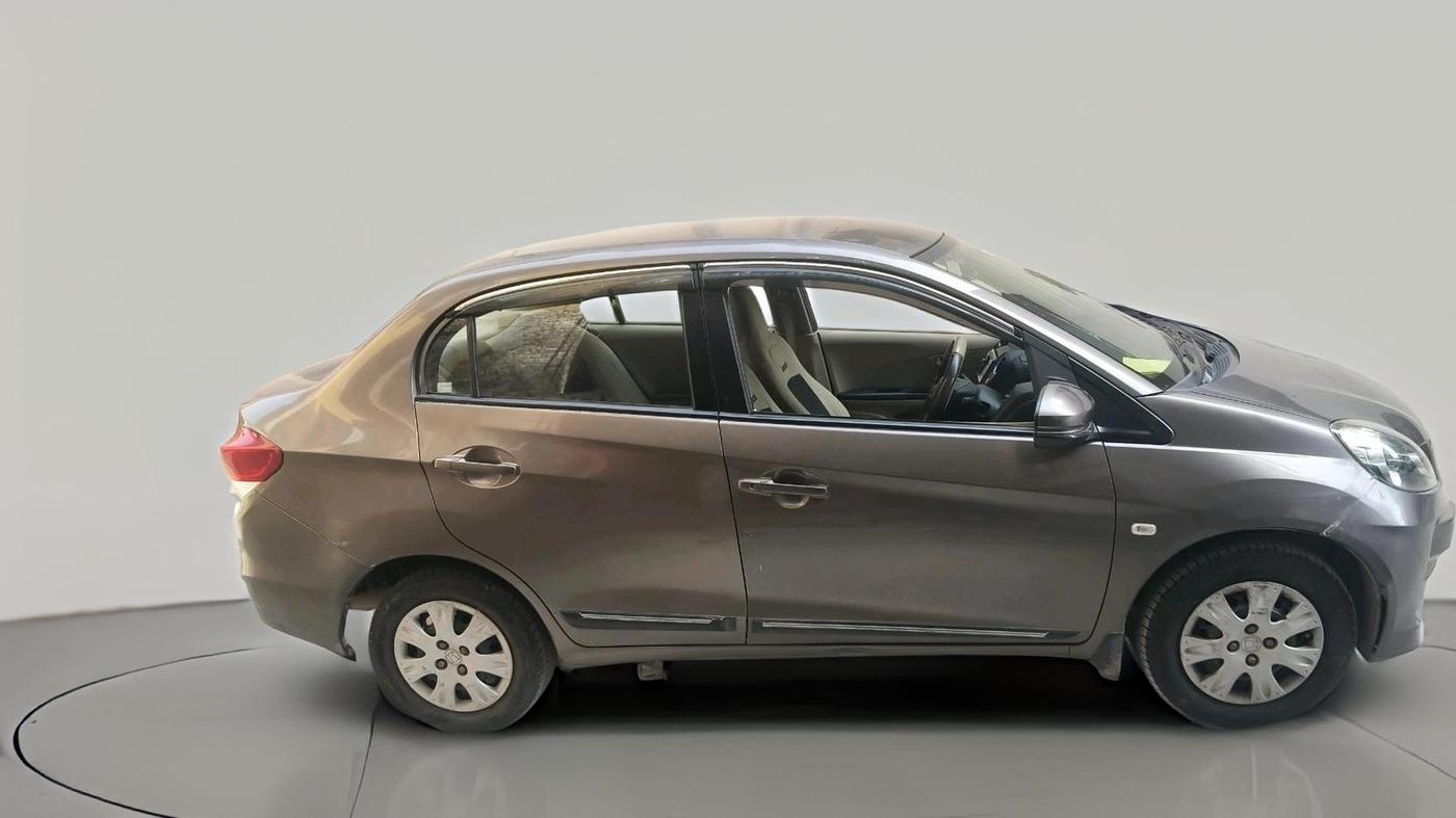2015 Honda Amaze 1.2L I-VTEC S, CNG, Manual, 1,04,181 km, exterior