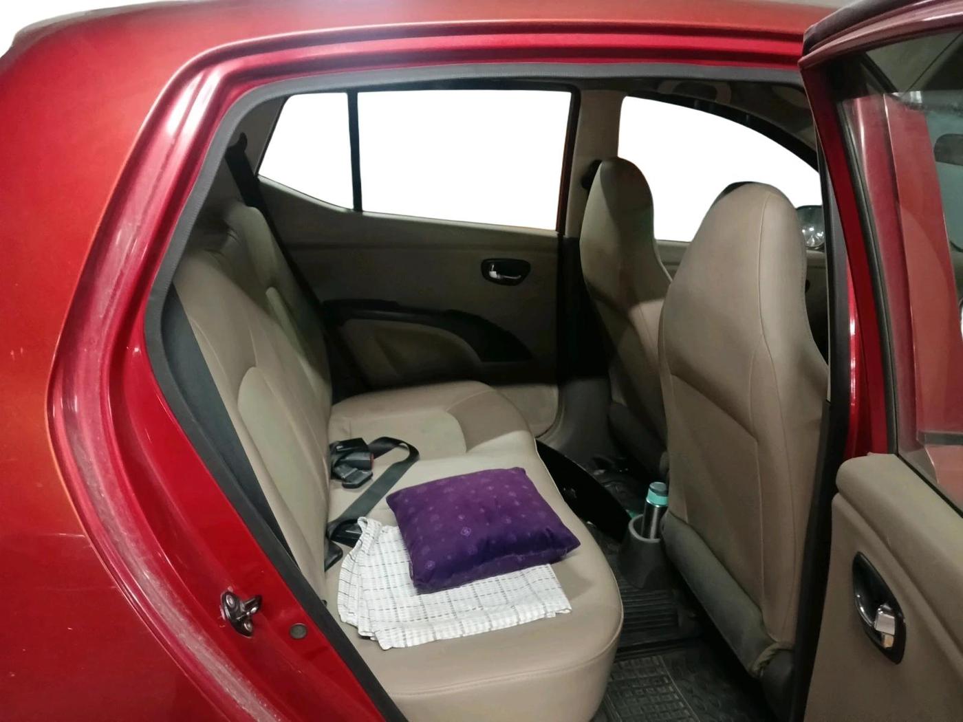 2012 Hyundai i10 MAGNA 1.2, Petrol, Manual, 1,19,424 km, interior