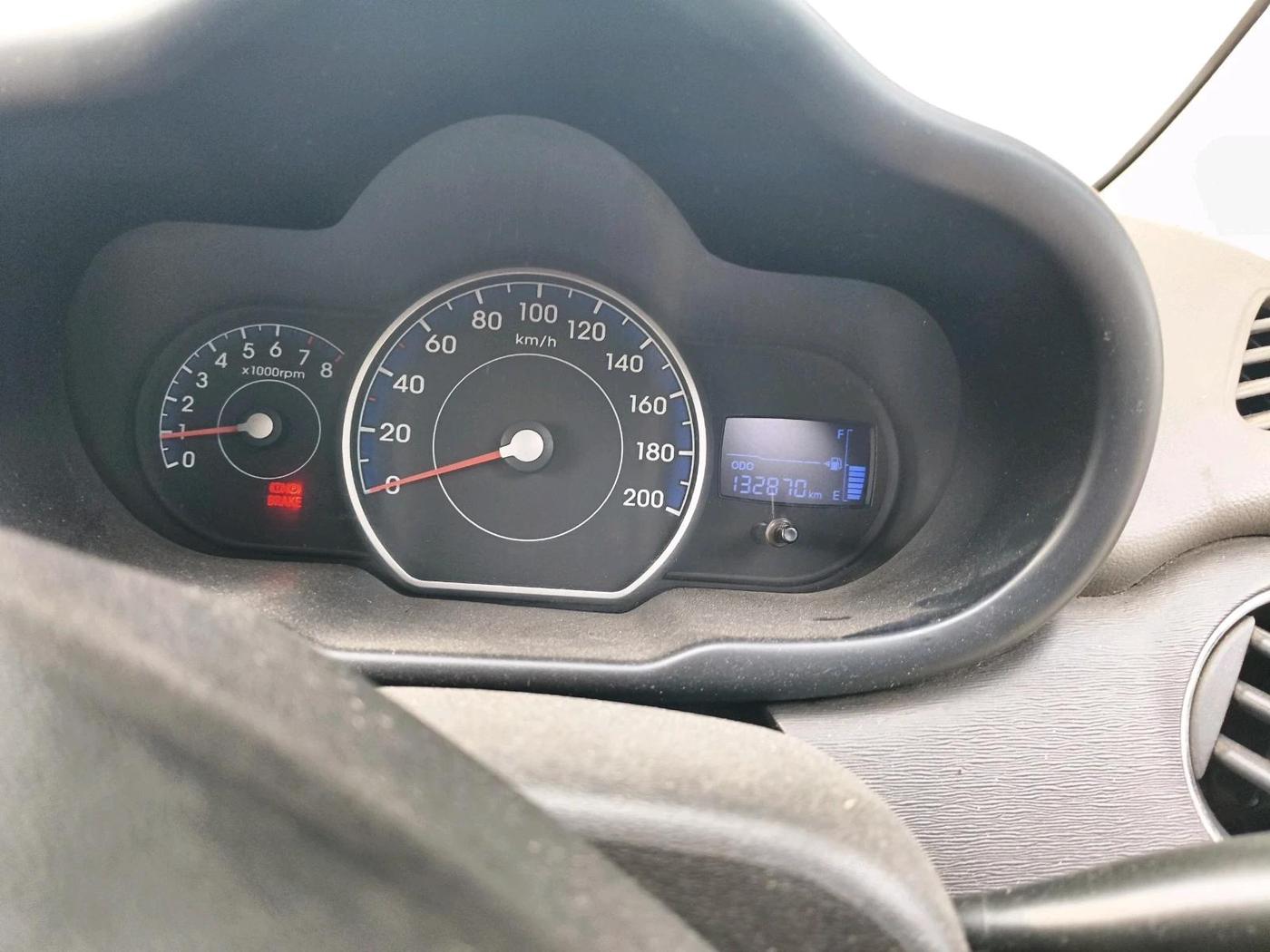 2011 Hyundai i10 MAGNA 1.2, Petrol, Manual, 1,32,870 km, interior