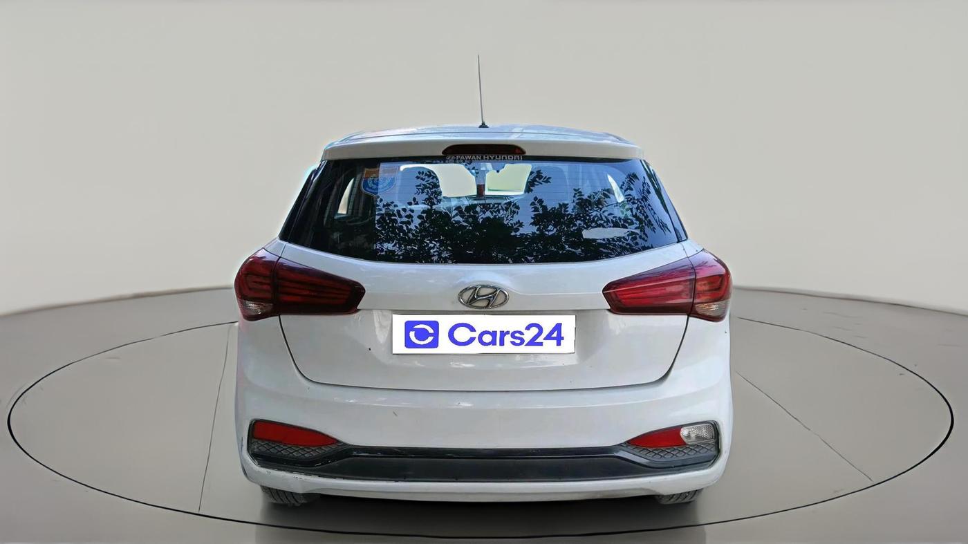 2018 Hyundai Elite i20 SPORTZ 1.4 CRDI, Diesel, Manual, 1,43,588 km, exterior