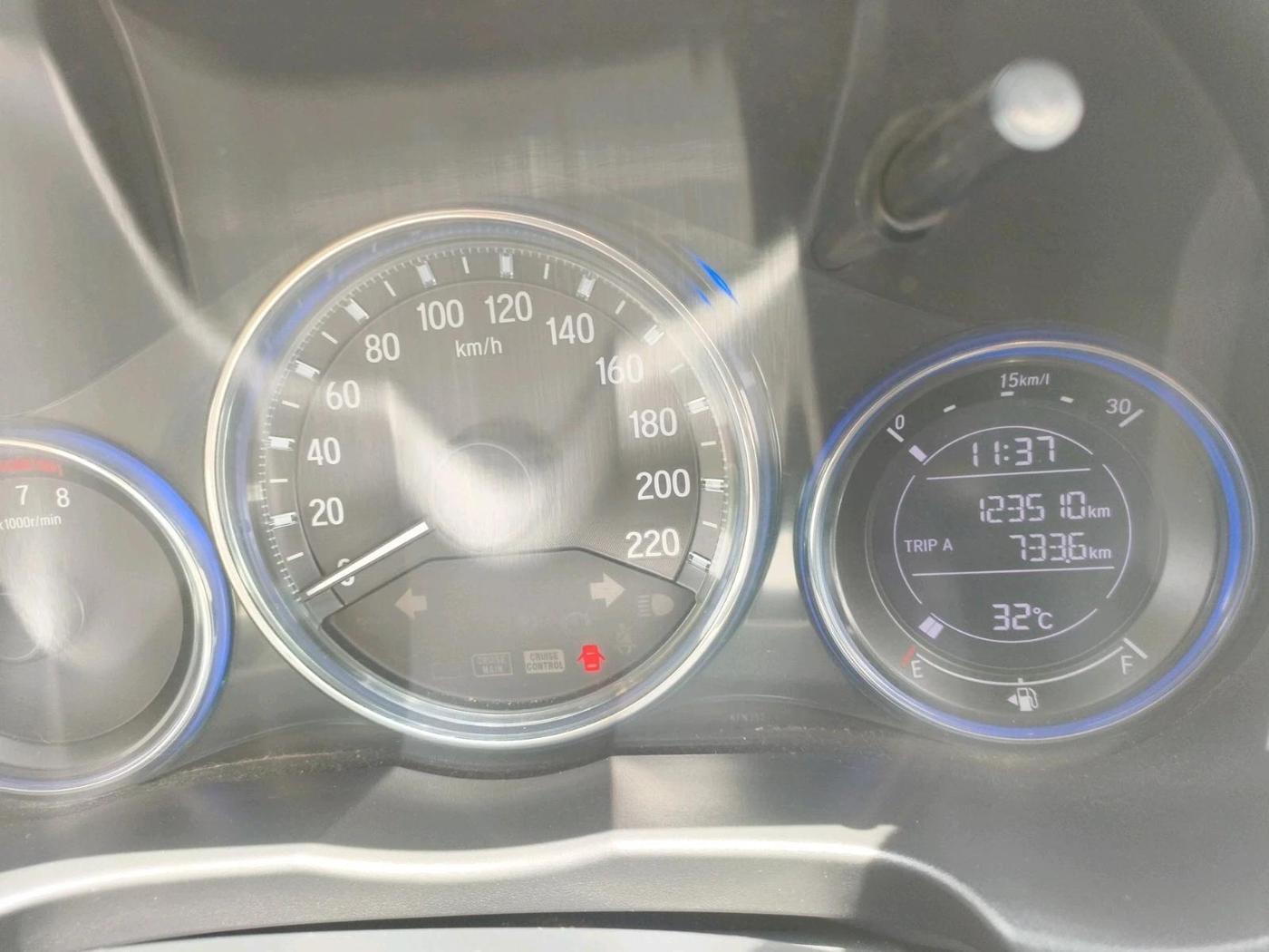 2015 Honda City 1.5L I-VTEC V MT, Petrol, Manual, 1,23,510 km, interior