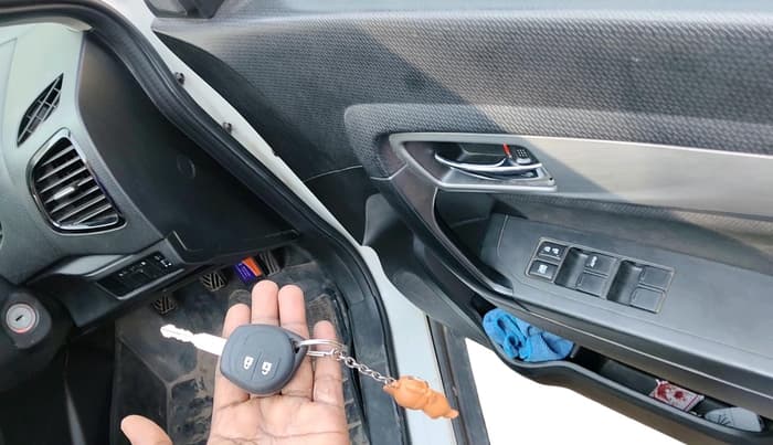 2018 Maruti Vitara Brezza ZDI, Diesel, Manual, 68,614 km, interior