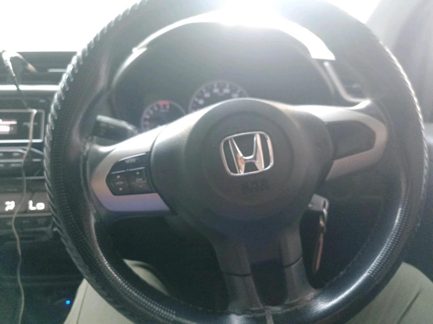 2019 Honda BR-V 1.5L I-VTEC S, Petrol, Manual, 97,687 km, interior