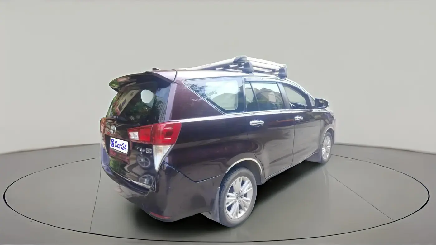 2016 Toyota Innova Crysta 2.7 ZX AT 7 STR, Petrol, Automatic, 1,03,903 km, exterior
