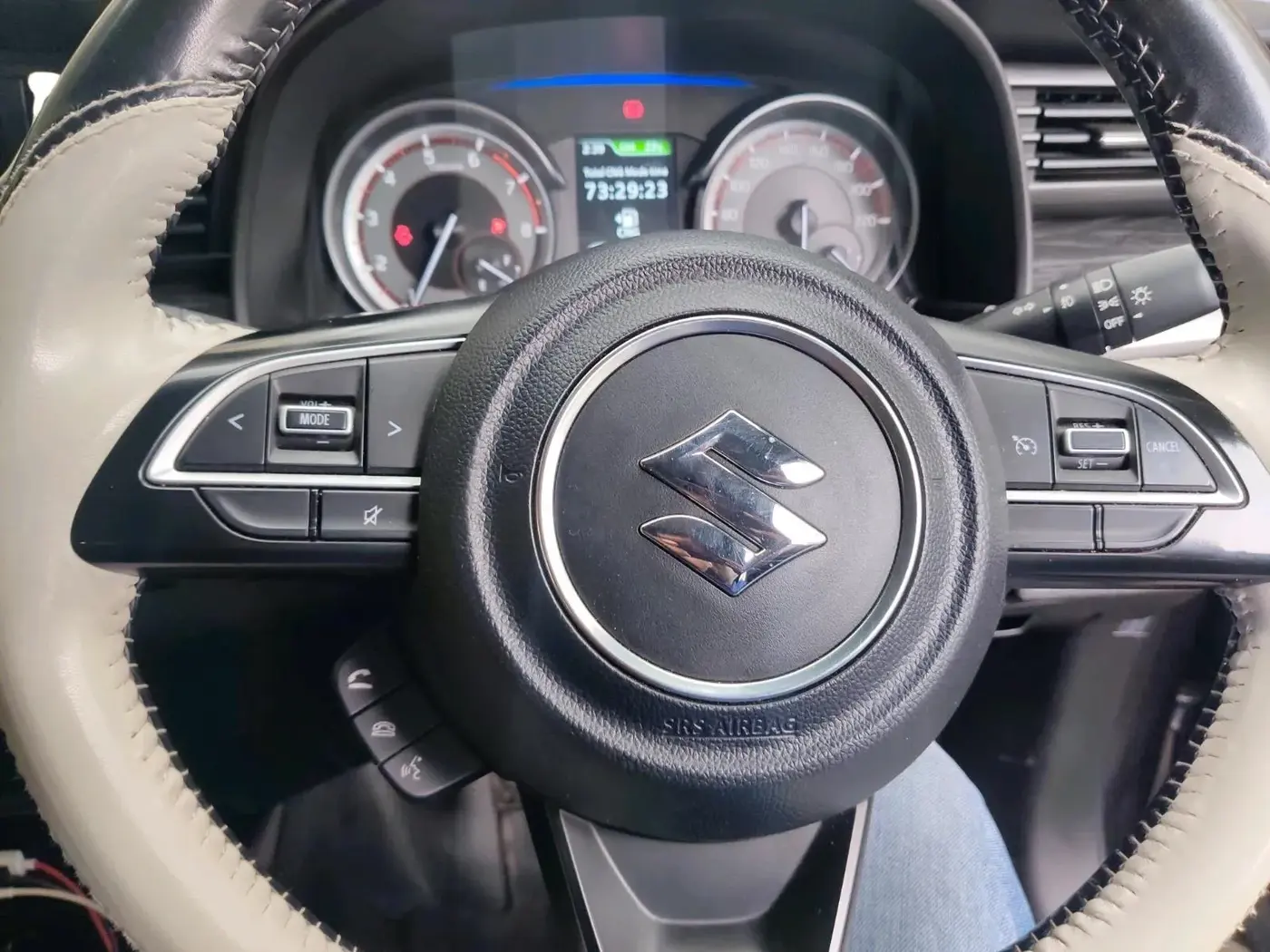 2025 Maruti XL6 ZETA CNG, CNG, Manual, 14,147 km, interior