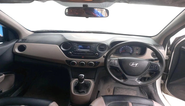 2015 Hyundai Xcent S 1.2, CNG, Manual, 1,93,148 km, interior