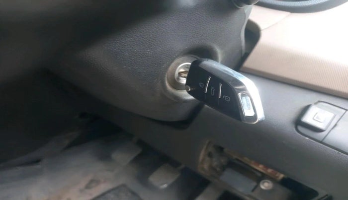 2015 Hyundai Xcent S 1.2, CNG, Manual, 1,93,148 km, interior