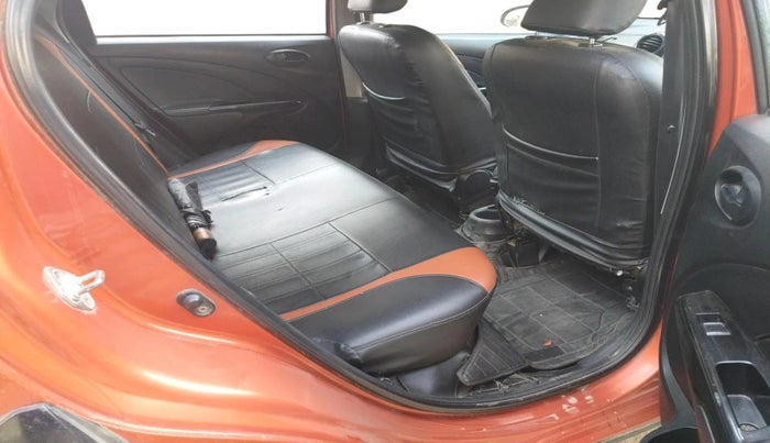 2015 Toyota Etios CROSS 1.2 G, Petrol, Manual, 77,889 km, interior