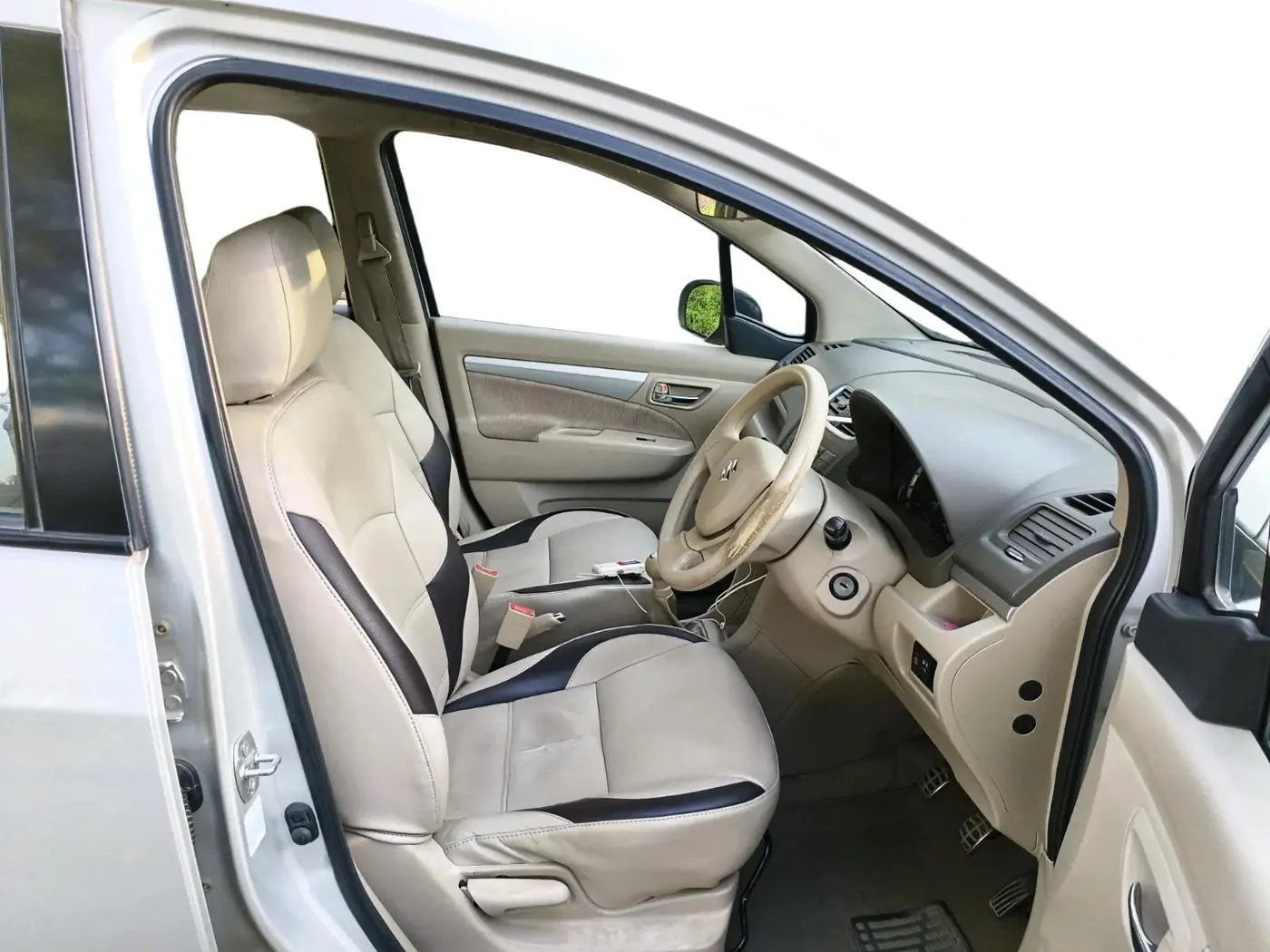 2013 Maruti Ertiga VXI CNG, CNG, Manual, 94,671 km, interior