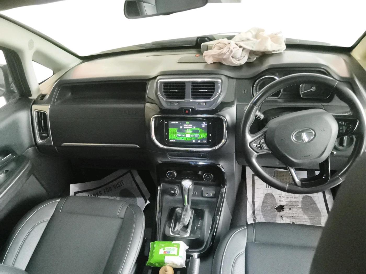 2019 Tata Hexa XTA 4X2 DUAL TONE 7 STR, Diesel, Automatic, 52,504 km, interior
