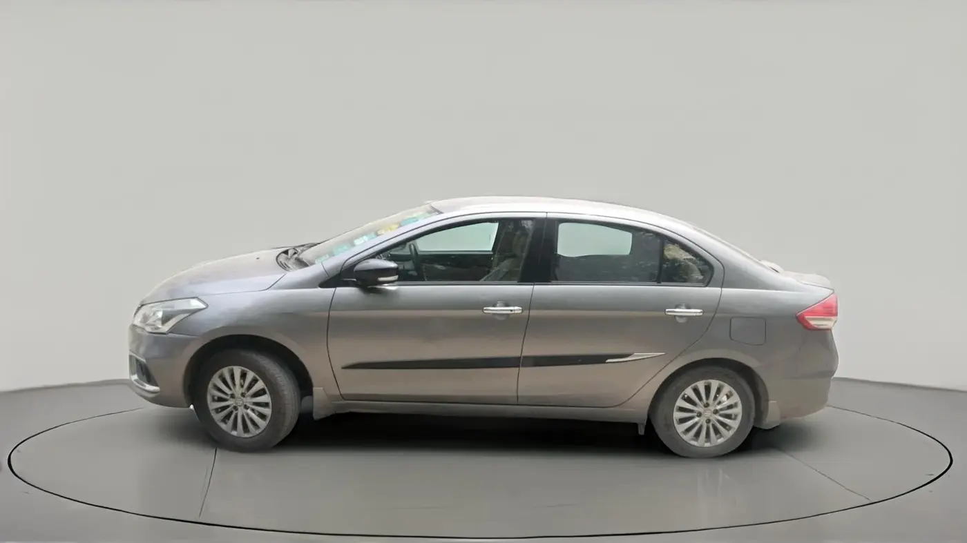 2017 Maruti Ciaz ZXI AT, CNG, Automatic, 50,308 km, exterior