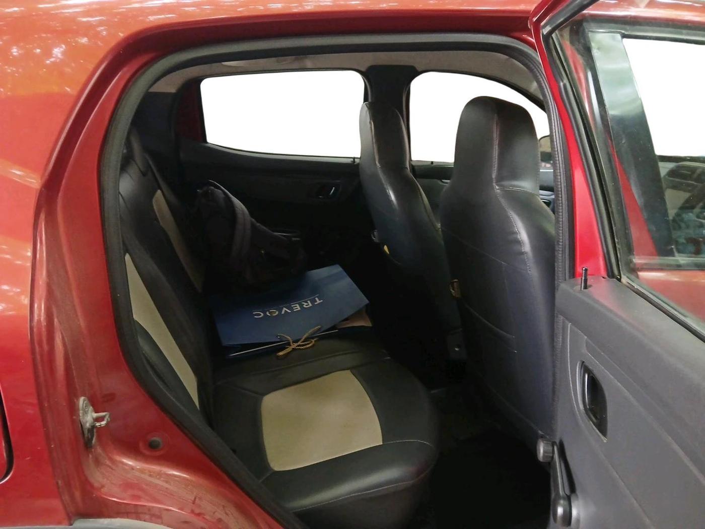 2016 Renault Kwid STD, Petrol, Manual, 87,827 km, interior